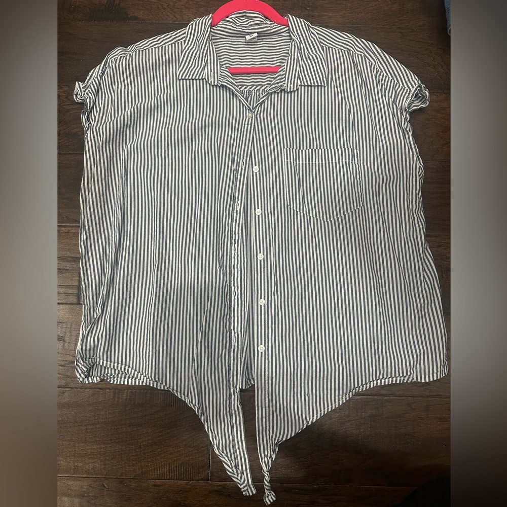 Old Navy Shirt with Knot on Front